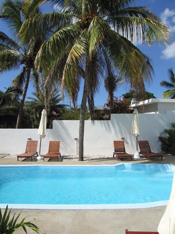 Villa Osumare Guest House Flic-en-Flacq Екстериор снимка